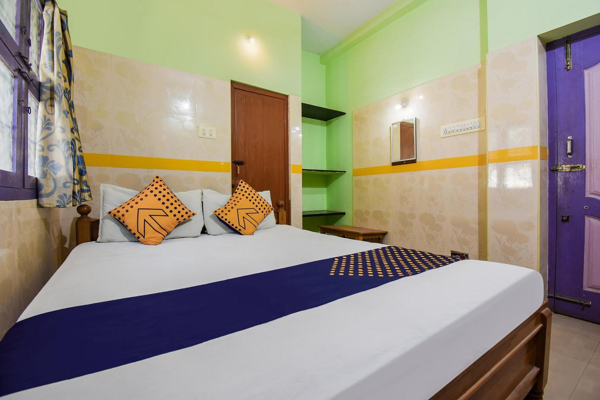 Hotel O K.S.Lodge Tribhuvanam Exterior foto