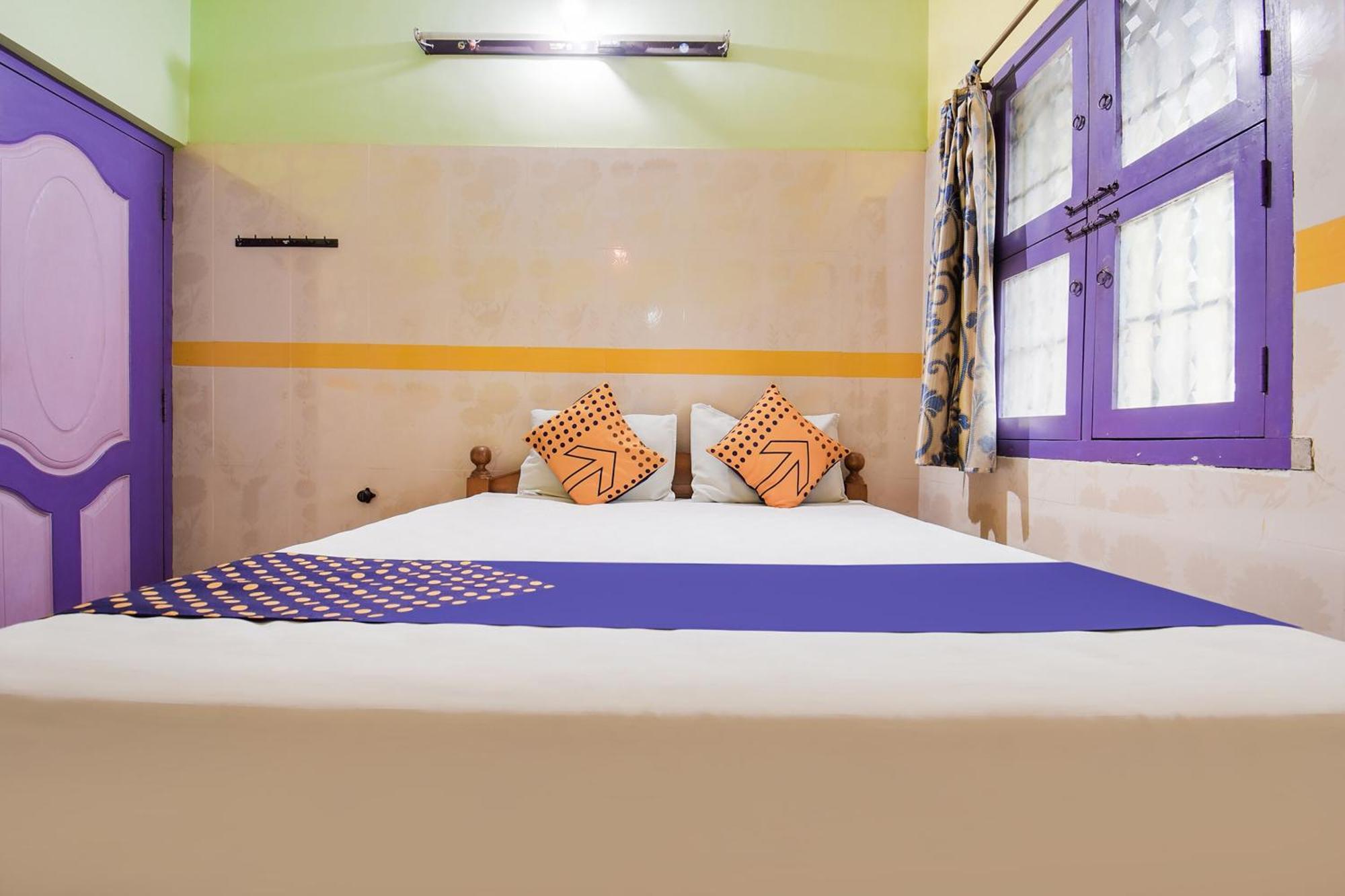 Hotel O K.S.Lodge Tribhuvanam Exterior foto